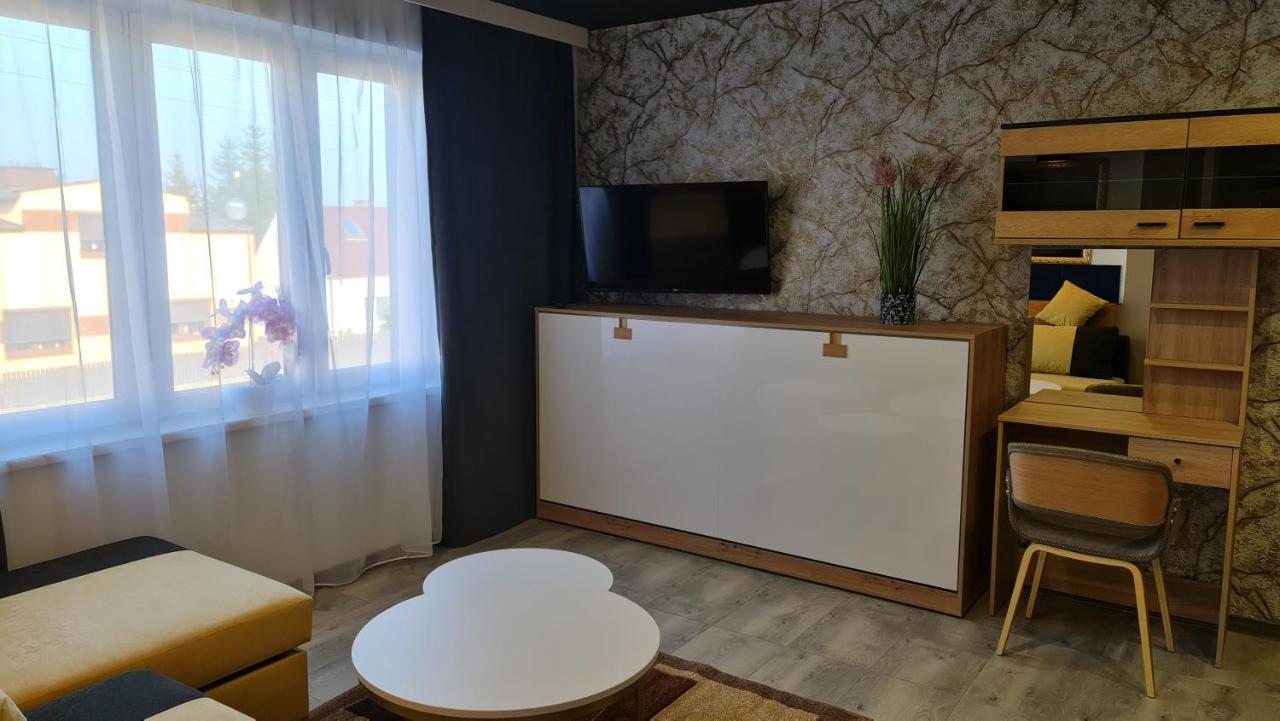 Eldom-Noclegi Rogozinska 29E วองกรอเวียตซ์ ภายนอก รูปภาพ